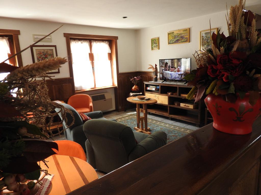 Hotel Le Clocher Champoluc Exterior photo