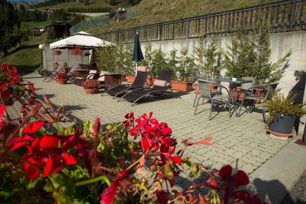 Hotel Le Clocher Champoluc Exterior photo